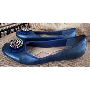 🔵PIERRE DUMAS🔵 BOW BEADED CAP TOE MEDALLION QUILTED PADDED VEGAN BALLET FLATS🥿